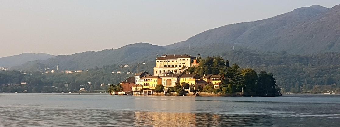 Hiking around Lake Orta