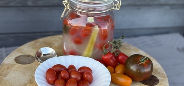 Fermented cherry tomatoes